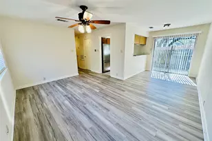 6810 Deatonhill Dr, Austin, TX 78745 - Photo 5