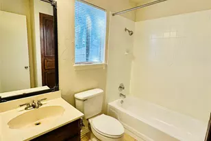 6810 Deatonhill Dr, Austin, TX 78745 - Photo 21