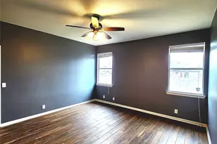 107 Holmstrom St, Hutto, TX 78634 - Photo 11