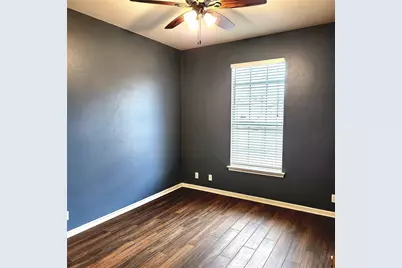 107 Holmstrom Street, Hutto, TX 78634 - Photo 9