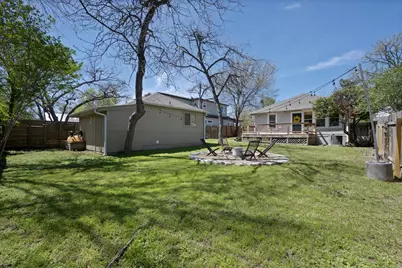 3909 Becker Avenue, Austin, TX 78751 - Photo 29