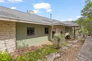 701 Yaupon Valley Rd, West Lake Hills, TX 78746 - Photo 37