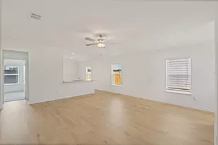 14601 Wahlbergs Wy, Elgin, TX 78621 - Photo 5