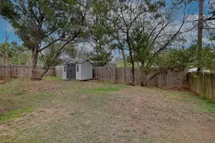 4607 Cedar Point Dr, Austin, TX 78723 - Photo 17