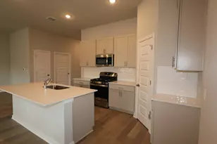 4517 Lava Is Dr, Austin, TX 78747 - Photo 3