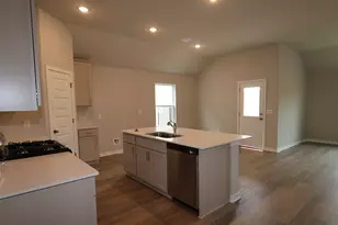 4517 Lava Is Dr, Austin, TX 78747 - Photo 5