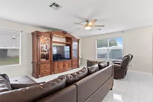 161 Prairie Verbena Dr, Kyle, TX 78640 - Photo 9