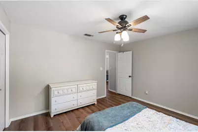21413 Patton Avenue, Lago Vista, TX 78645 - Photo 17