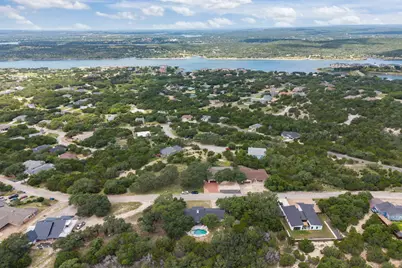 21413 Patton Avenue, Lago Vista, TX 78645 - Photo 35