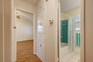 8516 Hathaway Dr, Austin, TX 78757 - Photo 11