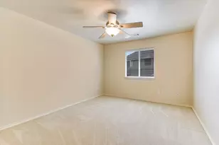 802 Sykes Ct, Pflugerville, TX 78660 - Photo 15