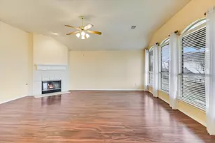 802 Sykes Ct, Pflugerville, TX 78660 - Photo 7