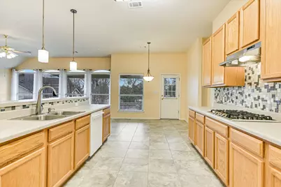 802 Sykes Court, Pflugerville, TX 78660 - Photo 13
