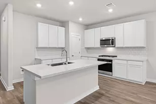 156 Ayres Horn, Cedar Creek, TX 78612 - Photo 9