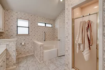 2010 Lark Lane, Taylor, TX 76574 - Photo 17