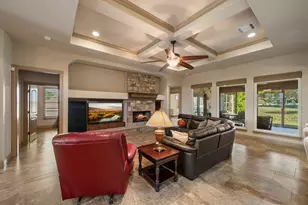 204 Overlook Ct, Georgetown, TX 78628 - Photo 5