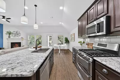 1665 Oyster Creek, Buda, TX 78610 - Photo 11