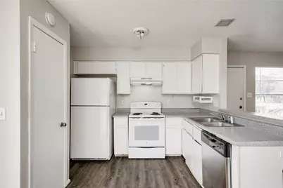 11907 Alpheus Avenue #D, Austin, TX 78759 - Photo 7