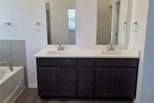 141 Pendleton Dr, Kyle, TX 78640 - Photo 9