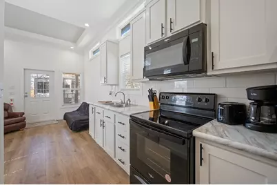 11900 Fm 1660, Hutto, TX 78634 - Photo 33