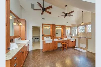 11900 Fm 1660, Hutto, TX 78634 - Photo 19