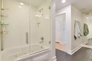 603 Davis St, Austin, TX 78701 - Photo 13