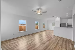 18308 Stellers Sea St, Elgin, TX 78621 - Photo 3