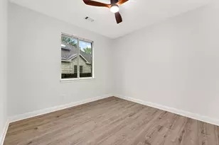 12612 Rush Creek Ln, Austin, TX 78732 - Photo 23