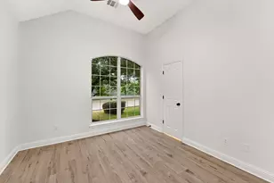 12612 Rush Creek Ln, Austin, TX 78732 - Photo 19