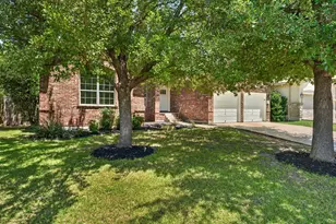 12612 Rush Creek Ln, Austin, TX 78732 - Photo 5