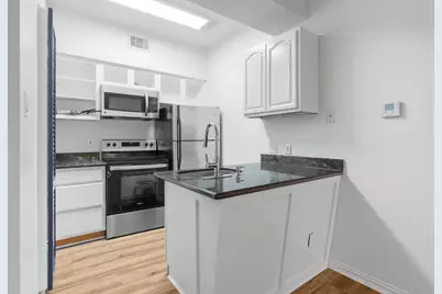 2714 Nueces Street #206, Austin, TX 78705 - Photo 7