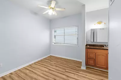 2714 Nueces Street #206, Austin, TX 78705 - Photo 11