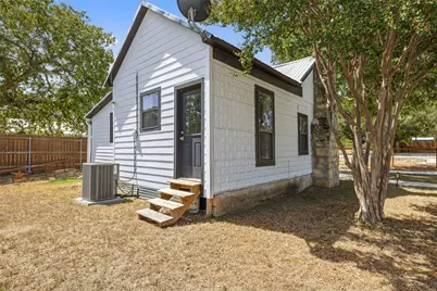 105 Ranchview Drive, Johnson City, TX 78636 - Photo 15