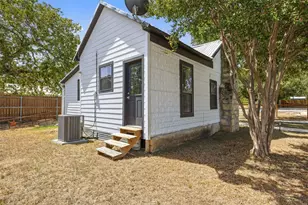 105 Ranchview Dr, Johnson City, TX 78636 - Photo 15