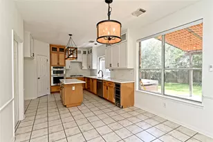 5704 Trelawney Ln, Austin, TX 78739 - Photo 15