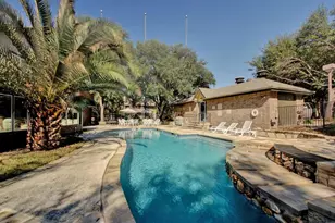 7685 Northcross Dr, Austin, TX 78757 - Photo 11