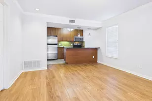 7685 Northcross Dr, Austin, TX 78757 - Photo 3