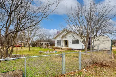 804 Main Street, Liberty Hill, TX 78642 - Photo 3