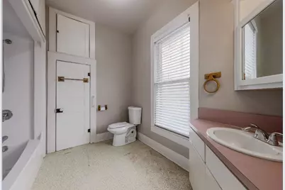 804 Main Street, Liberty Hill, TX 78642 - Photo 11