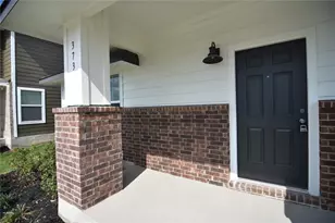 373 Keefer Ln, Kyle, TX 78640 - Photo 3