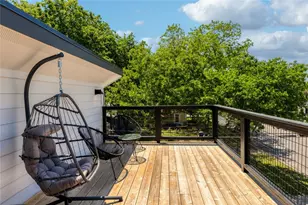 87 Chalmers Ave, Austin, TX 78702 - Photo 17