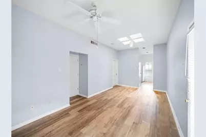 712 Graham Place #304, Austin, TX 78705 - Photo 7