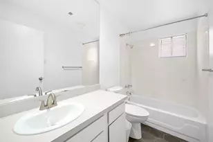712 Graham Pl, Austin, TX 78705 - Photo 15