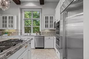9008 Thickwoods Cove, Austin, TX 78735 - Photo 7