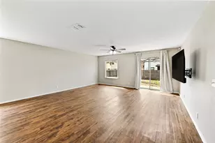 6813 Sabrina Dr, Austin, TX 78747 - Photo 5