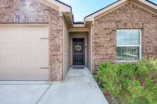 132 Maywood Ln, Jarrell, TX 76537 - Photo 3
