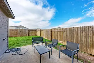 132 Maywood Ln, Jarrell, TX 76537 - Photo 21