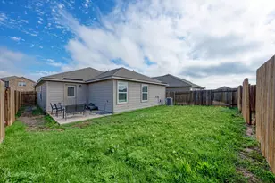 132 Maywood Ln, Jarrell, TX 76537 - Photo 23