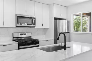 6807 La Salle Dr, Austin, TX 78723 - Photo 11