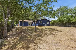 6807 La Salle Dr, Austin, TX 78723 - Photo 25